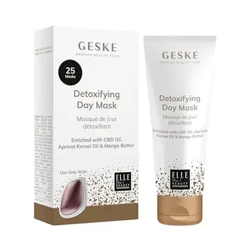 GESKE Detoxifying Day Mask   Använd med vår Sonic Warm & Cool Mask   Ansiktsmask med CBD-olja, aprikoskärnolja och mangosmör   Skyddsformel   För normal till känslig hud   Vegansk och grymhetsfri