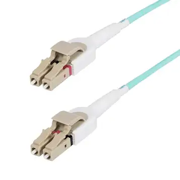 StarTech.com 5 m (15 fot) LC till LC (UPC) OM4 omkopplingsbar fiberkabel, multiläge 50/125 µm, 100 G nätverk, låg insättningsförlust, LSZH, verktygslös polaritetsväxling (450FBLCLC5SW)