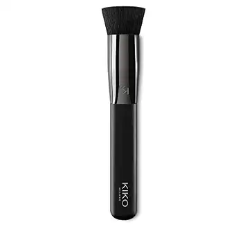 KIKO Milano Face 06 Sponge Core Foundation Brush   Svamkärnig borste med syntetfibrer för applicering av flytande eller traditionell grund